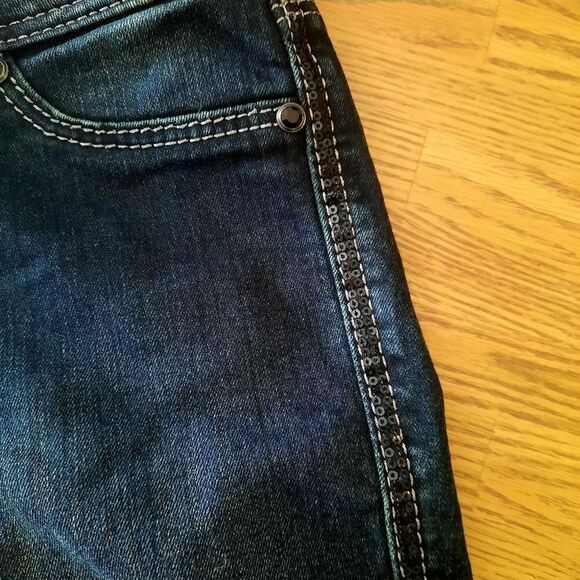 ROCK REVIVAL Lexi Super Skinny Jeans  BACKYARD BBQ! - Picture 8 of 16